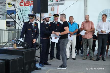 Slovesnost ob odprtju prizidka in prevzemu večnamenskega gasilskega vozila PGD Gozd (38)